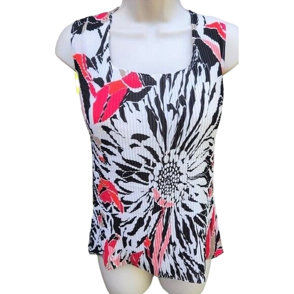 Sassy Doll Creations Women's Tank Top Size 3x‎ Smocked Floral Pattern Pink
